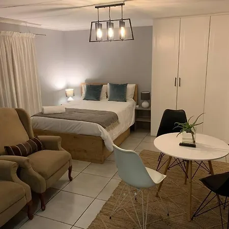 Modern 1 Bedroom Flat With Uninterrupted Wifi Johannesburg Buitenkant foto