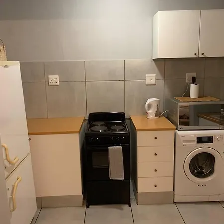 Modern 1 Bedroom Flat With Uninterrupted Wifi Johannesburg Buitenkant foto